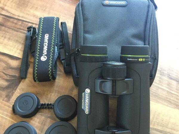 Vanguard Endeavor ED II 10x42 real